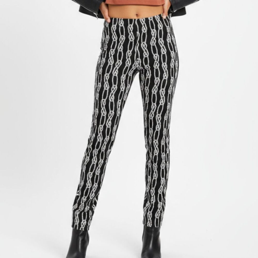 Investments Slim Factor Black & White Rope Print Crop‎ Pants M